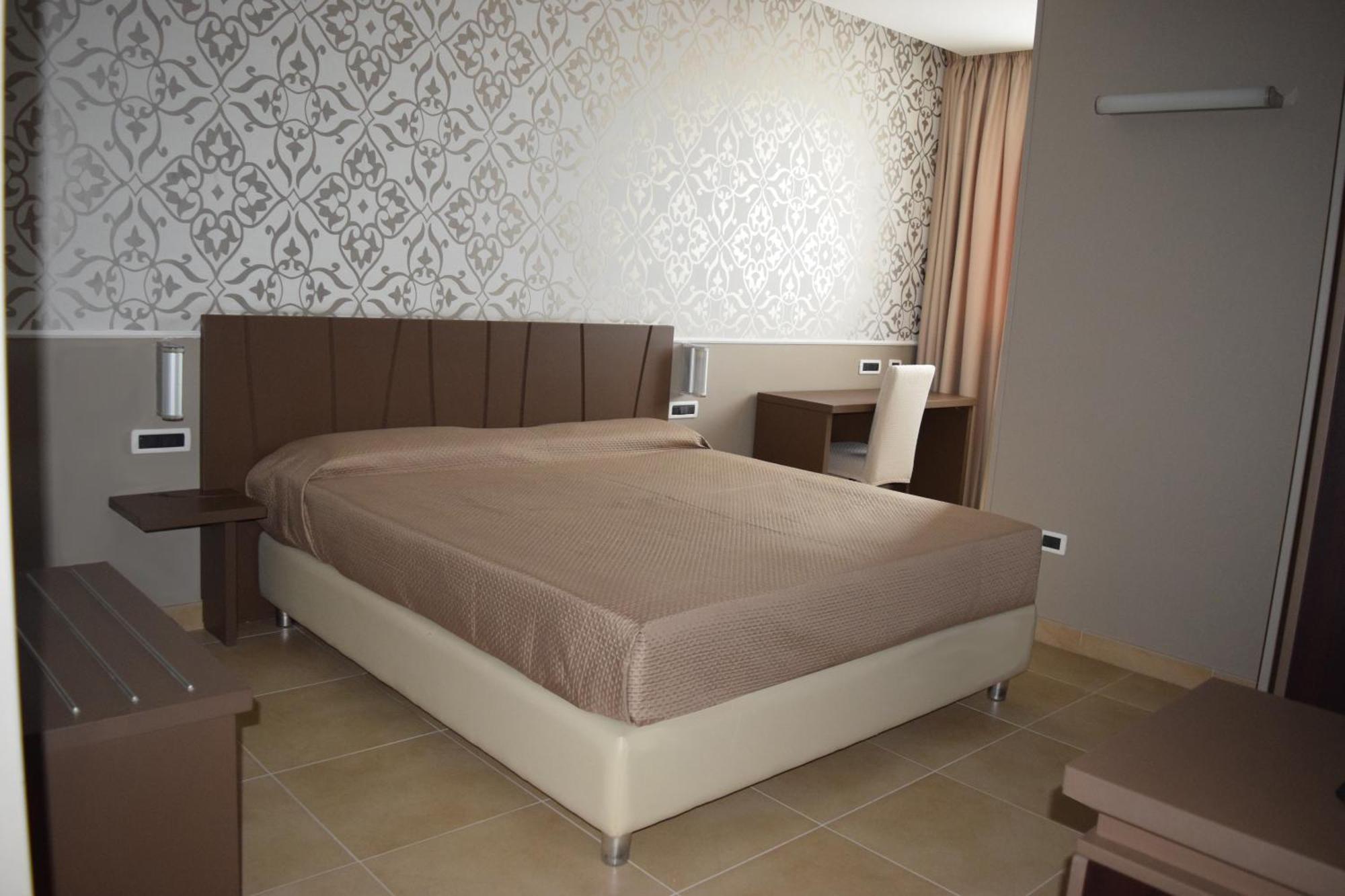 Sunrise Hotel คาโซริอา ภายนอก รูปภาพ